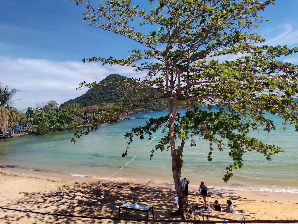 Golden Snake Guesthouse Beach Koh Rong Sanloem Exteriör bild