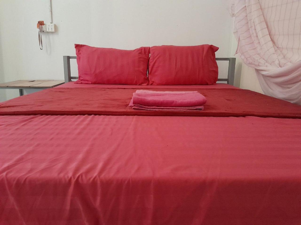 Golden Snake Guesthouse Beach Koh Rong Sanloem Exteriör bild